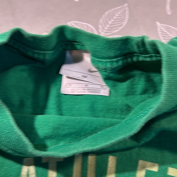 Men’s Nike T-Shirt - Picture 3 of 6